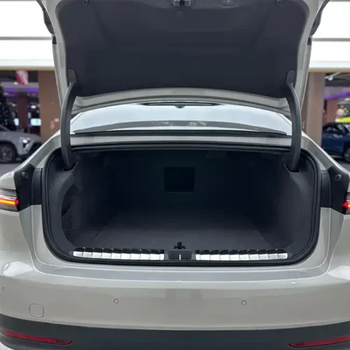 900x675_0_q87_c42_autohomecar__Chto52lCWuKAJTSeAAaM1F0Q50A931.jpg.webp Used NIO ET7 2024 75kWh Executive Edition