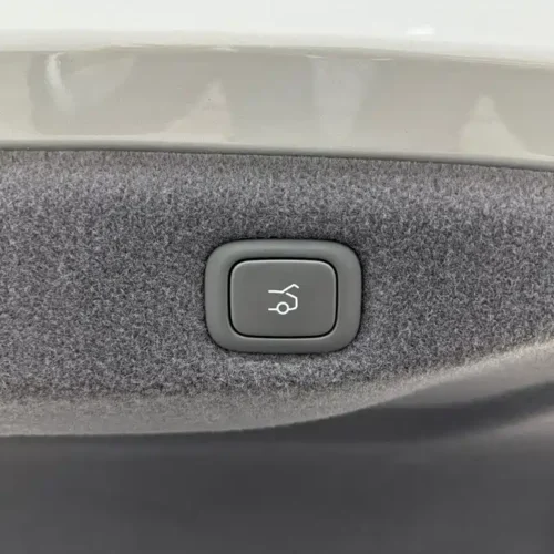 900x675_0_q87_c42_autohomecar__Chto52lCWuOAW69MAAot-vqcI9Q777.jpg.webp Used NIO ET7 2024 75kWh Executive Edition