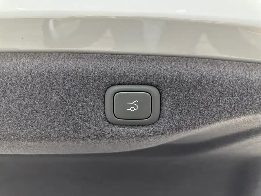 900x675_0_q87_c42_autohomecar__Chto52lCWuOAW69MAAot-vqcI9Q777.jpg.webp Used NIO ET7 2024 75kWh Executive Edition