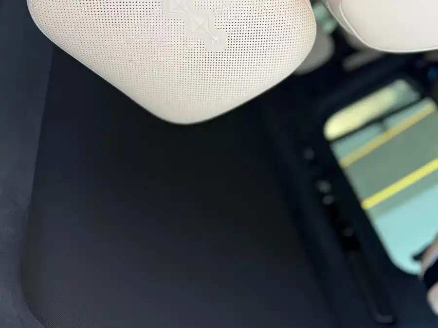 900x675_0_q87_c42_autohomecar__Chto52lCd7yADBo1AAXwUF6VYoE471.jpg.webp Used BYD Leopard 8 2025 Zhiyong flagship version 7 seats