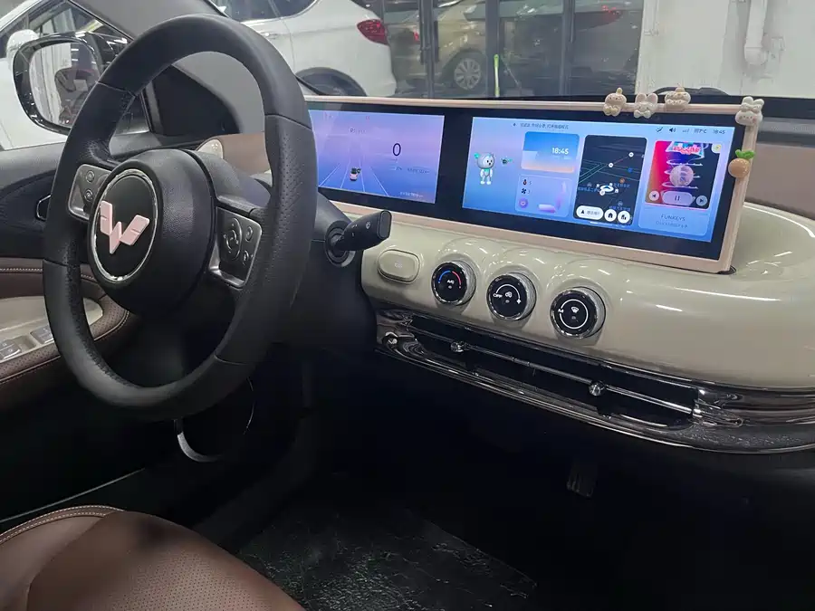 Used Wuling Bingo 2023 model 333km Lingxi Internet+ model