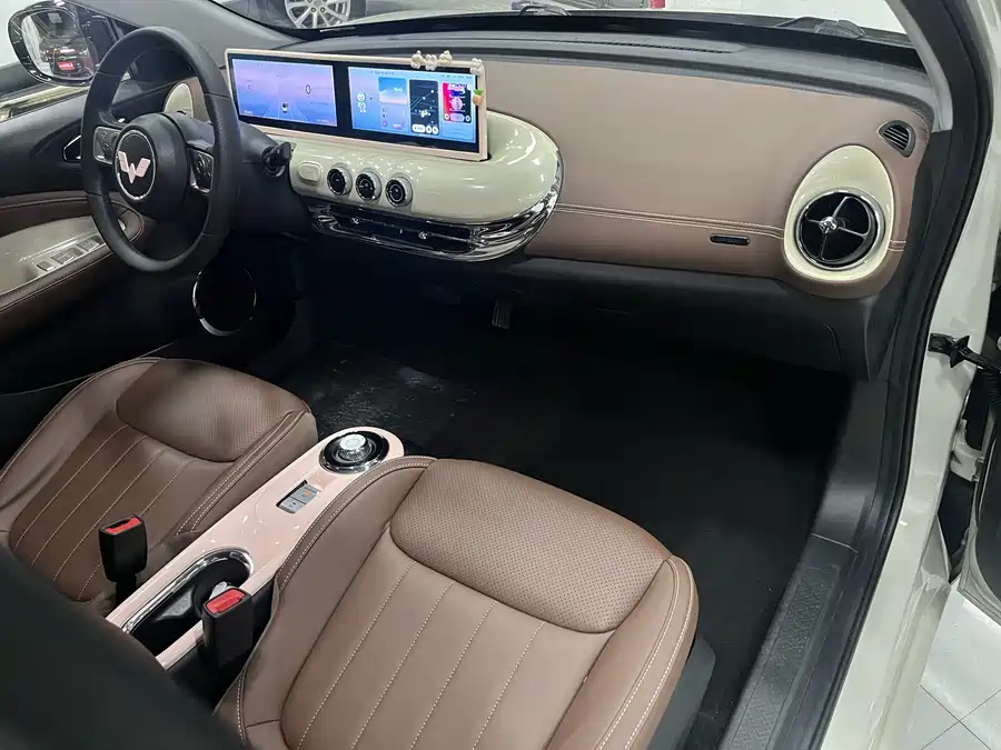 Used Wuling Bingo 2023 model 333km Lingxi Internet+ model