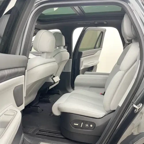 900x675_0_q87_c42_autohomecar__Chto52lD1FWAP-hyAAiC7xHGyuw723.jpg.webp Used NIO ES8 2023 model 100kWh