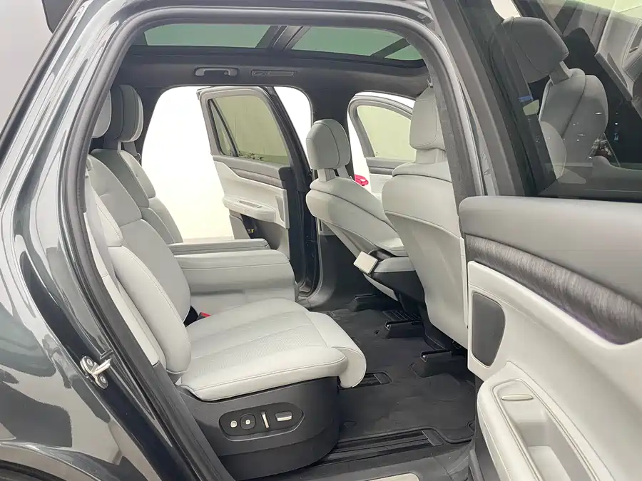 900x675_0_q87_c42_autohomecar__Chto52lD1HuAaLtTAAiPikTZzyg773.jpg.webp Used NIO ES8 2023 model 100kWh