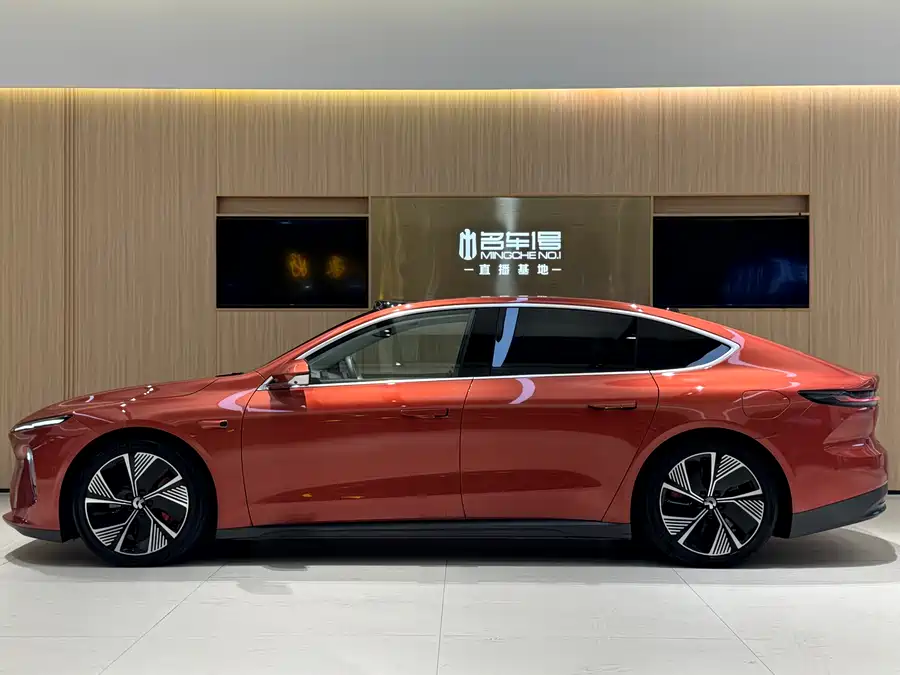 900x675_0_q87_c42_autohomecar__Chto52lD4HiAVsRNAAZgauP6bY0212.jpg.webp Used NIO ET7 2022 model 75kWh