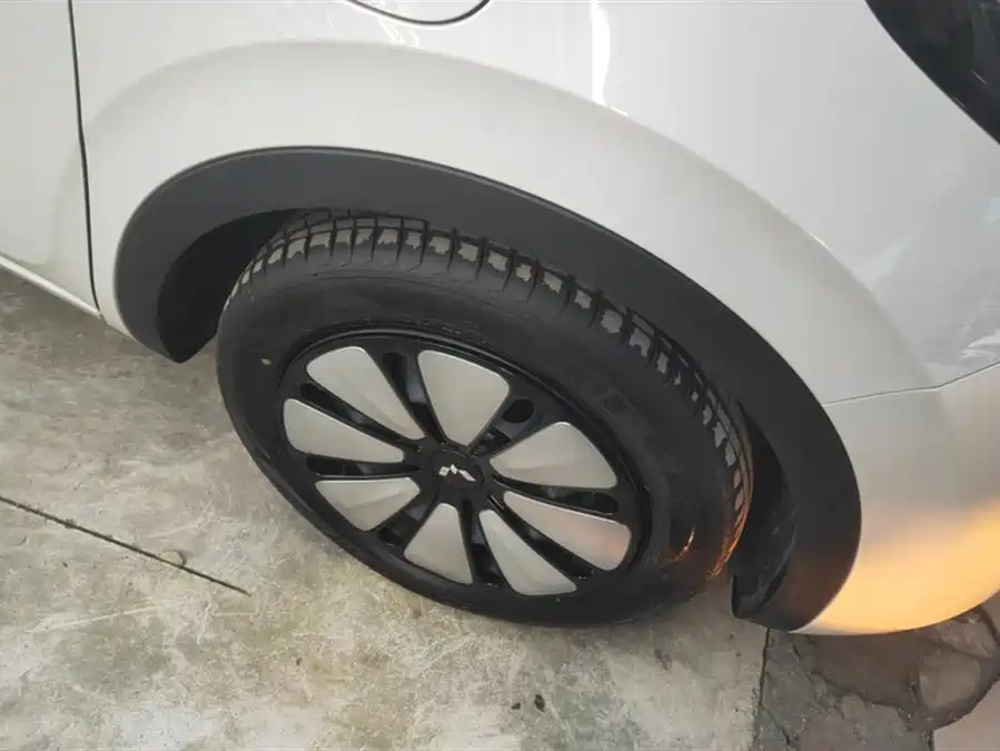 900x675_0_q87_c42_autohomecar__Chto52lD5AuARSuzAAE4nKNRx1o856.jpg.webp Used Wuling Bingo 2024 model 410km Lingxi exclusive model