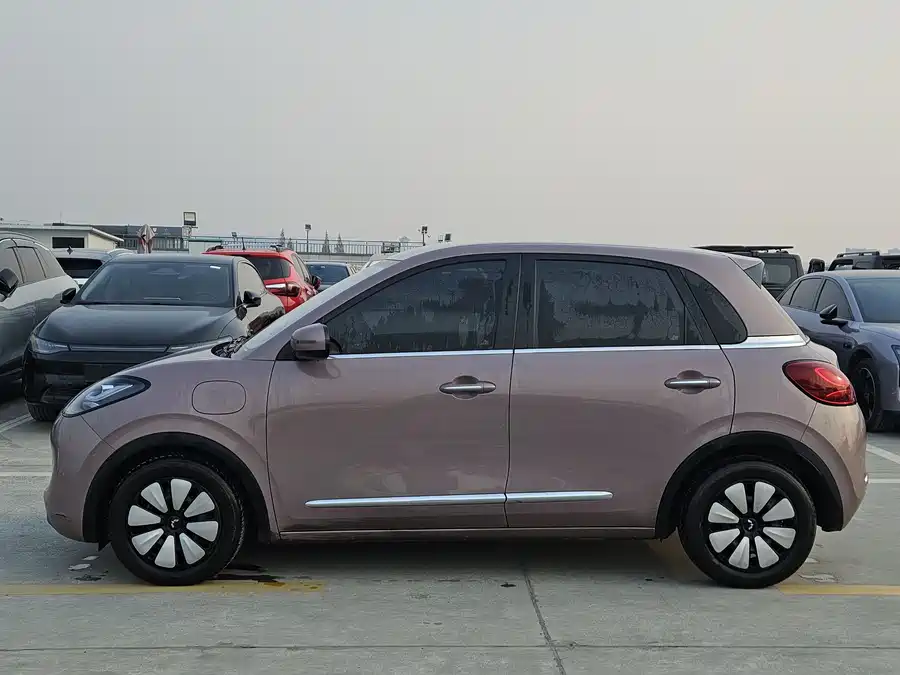 Used Wuling Bingo 2023 model 333km express model