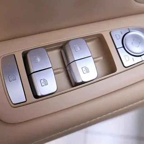 900x675_0_q87_c42_autohomecar__Chto52lDYNiAM4r1AAEYEcYkRTA571.jpg.webp Used HUAWEI AITO M7 2024 1.5T Smart Driving Rear Drive Pro Version 5 Seats