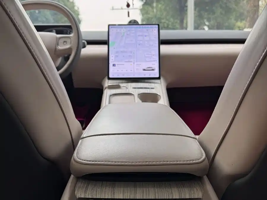 900x675_0_q87_c42_autohomecar__Chto52lDZBSAJxoNAAN4RRYOkEE938.jpg.webp Used NIO ET7 2023 100kWh Signature Edition