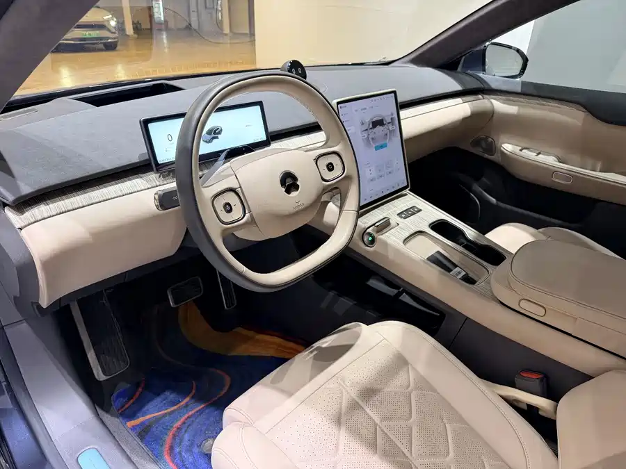 900x675_0_q87_c42_autohomecar__Chto52lDbZKAKaJTAAVkJ3o5RiI013.jpg.webp Used NIO ET7 2024 75kWh Executive Edition