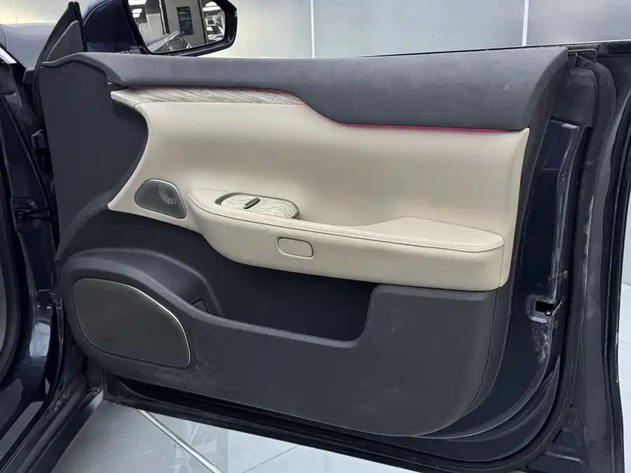 900x675_0_q87_c42_autohomecar__Chto52lDqOSAMZH2AAQp1nXTipc642.jpg.webp Used NIO ET7 2022 model 100kWh first edition