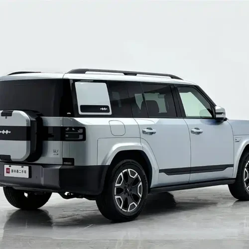 900x675_0_q87_c42_autohomecar__Chto52lDrz6AQIysAAFpKStTByc609.jpg.webp Used BYD Leopard Titanium 7 2025 model 135KM two-wheel drive Pro version