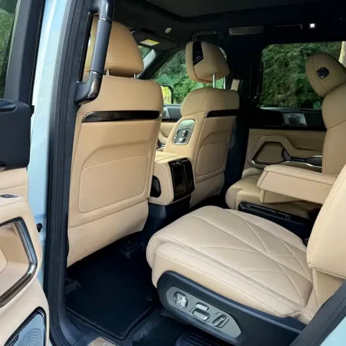 900x675_0_q87_c42_autohomecar__Chto52lE-b-ARuP4AAhtfMAVZLs922.jpg.webp Used BYD Leopard 8 2025 Zhiyong flagship version 6 seats