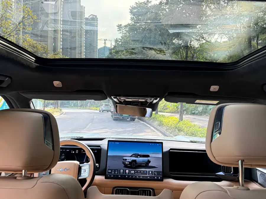 900x675_0_q87_c42_autohomecar__Chto52lE-ciAZi0VAAlT_8no1_Y322.jpg.webp Used BYD Leopard 8 2025 Zhiyong flagship version 6 seats