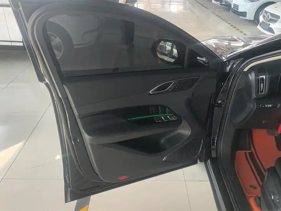 Used Hongqi HS3 PHEV 2024 115km Jinwei Edition