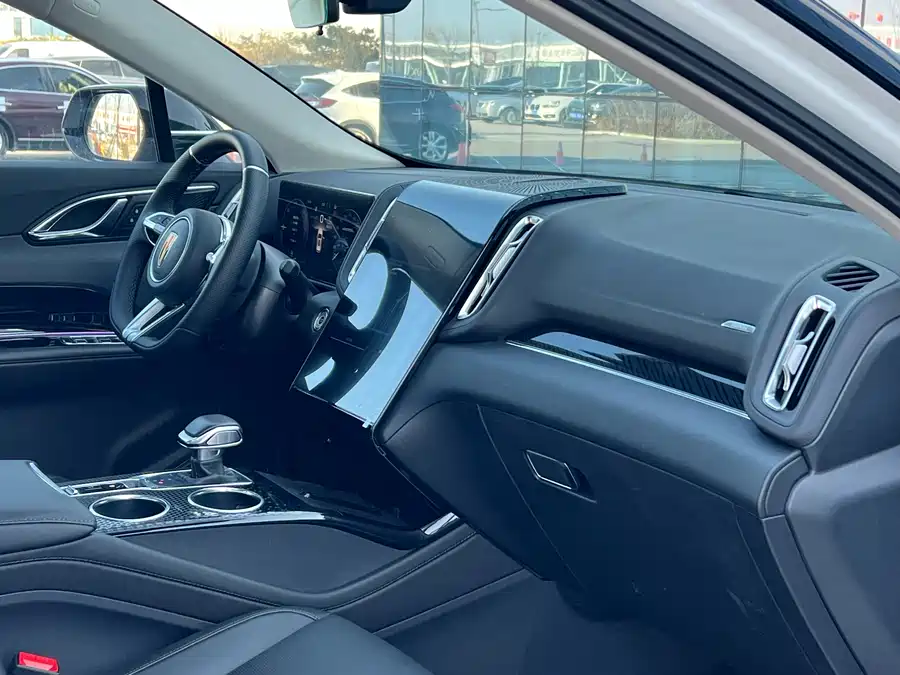 Used Hongqi HS3 PHEV 2025 model 117km Jinwei PLUS version