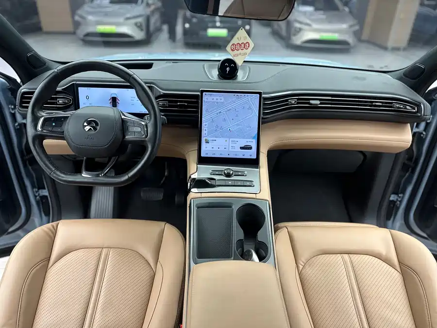 900x675_0_q87_c42_autohomecar__Chto52lFAjGAC3jAAAlcS8NmER8931.jpg.webp Used NIO EC6 2020 615KM Performance Edition