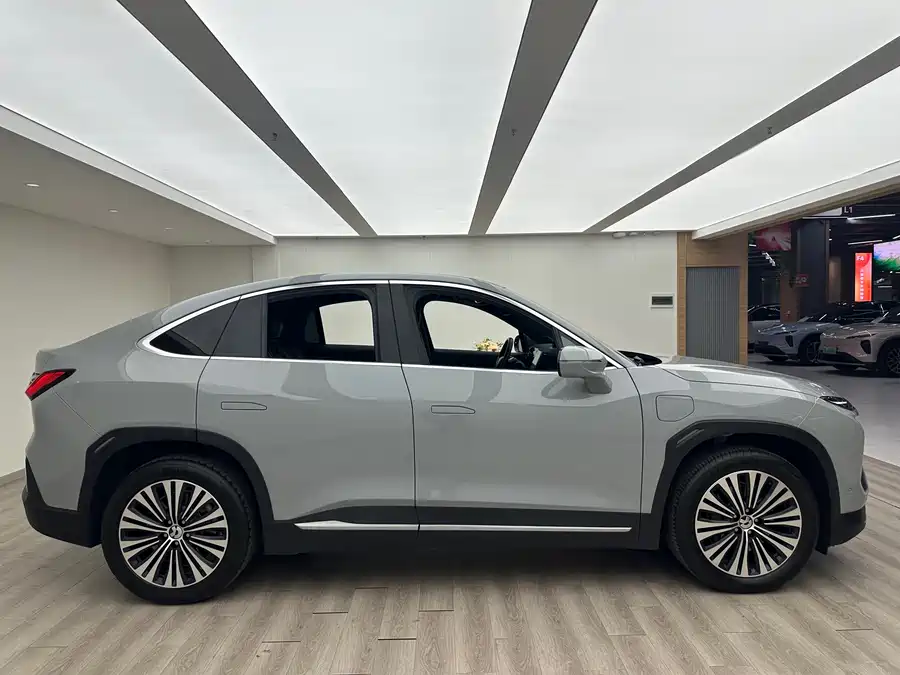 900x675_0_q87_c42_autohomecar__Chto52lFGoeADUSEAAcMpMPv9PI120.jpg.webp Used NIO EC6 2020 440KM Performance Edition