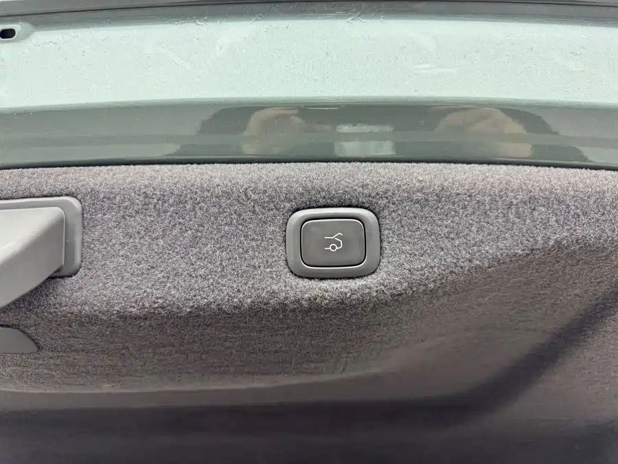 900x675_0_q87_c42_autohomecar__Chto52lGC-qALq64AAsW6UPHCdQ176.jpg.webp Used NIO ET7 2022 model 100kWh first edition