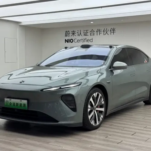 900x675_0_q87_c42_autohomecar__Chto52lGC9qAUFj2AAepBEEnSlI233.jpg.webp Used NIO ET7 2022 model 100kWh first edition