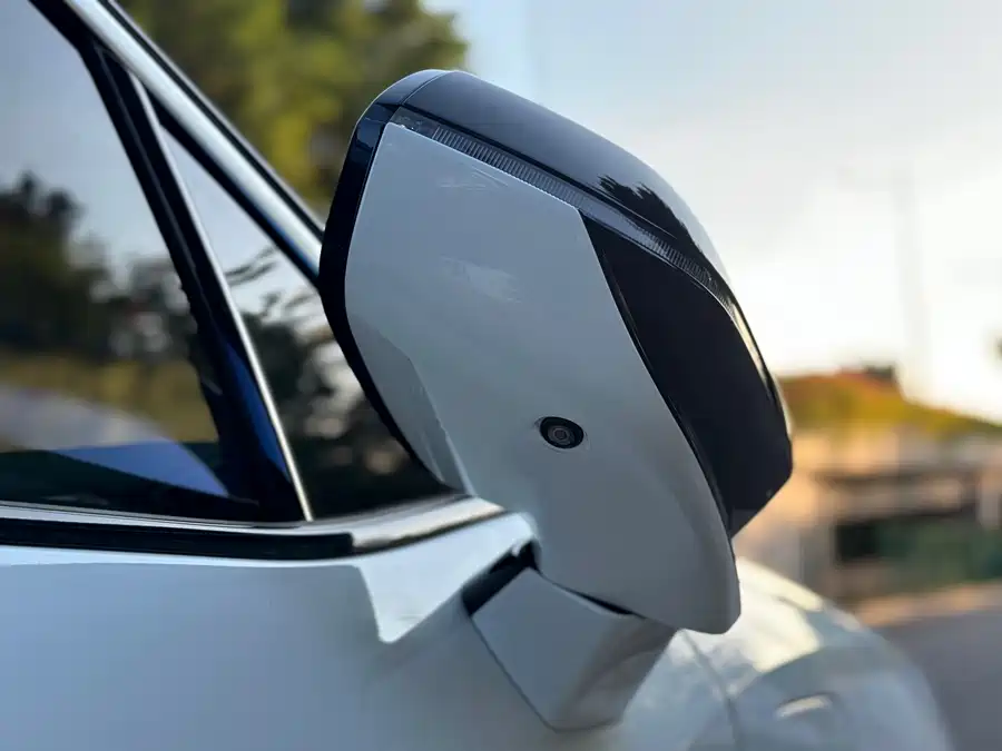 900x675_0_q87_c42_autohomecar__Chto52lGCMCAHlrkAARKRFC4hJY490.jpg.webp Used NIO ES8 2018 model 355KM baseline version seven-seater version