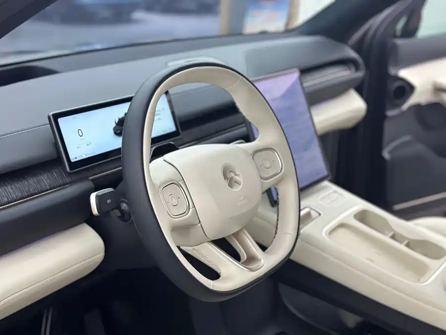 Used NIO ES6 2024 model 75kWh