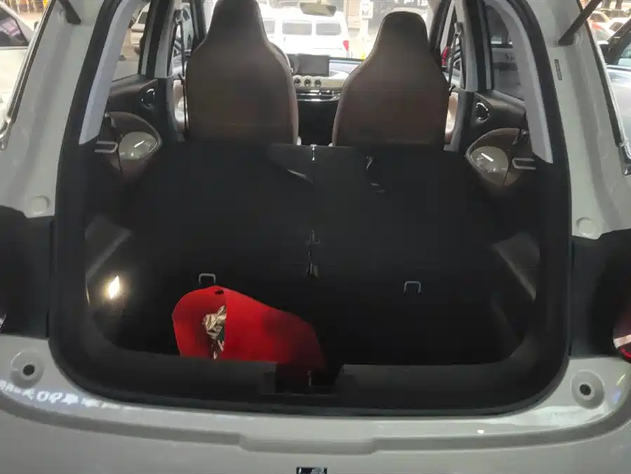 900x675_0_q87_c42_autohomecar__Chto52lGc8OAW82iAAESmqHEC7g519.jpg.webp Used Wuling Bingo 2024 model 333km Yuexiang model