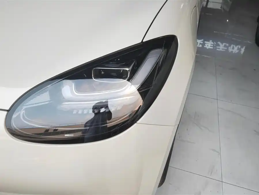 900x675_0_q87_c42_autohomecar__Chto52lGc8OAX4vsAADvZMsw5SI224.jpg.webp Used Wuling Bingo 2024 model 333km Yuexiang model