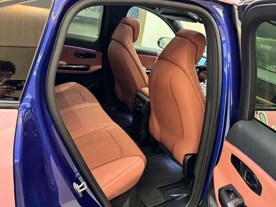 900x675_0_q87_c42_autohomecar__Chto52lGd_WAaq9HAAfRgY-9cYI654.jpg.webp Used NIO EC6 2020 440KM Performance Edition