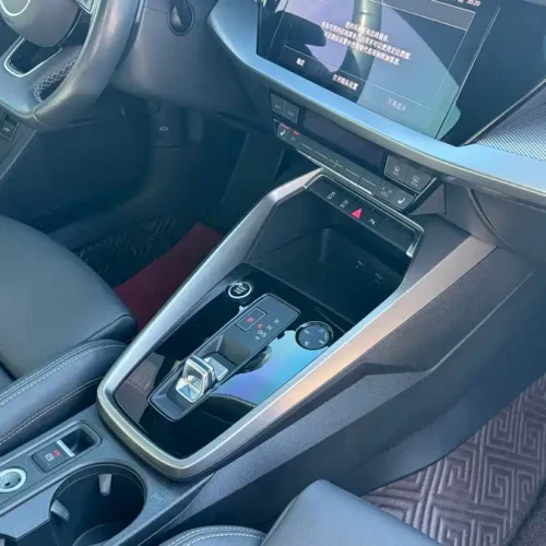 900x675_0_q87_c42_autohomecar__Chto52lHkNSAfTO1AAnq3H9QBmQ039.jpg.webp Used Audi A3 2022 A3L Limousine 35 TFSI Fashionable and Sporty