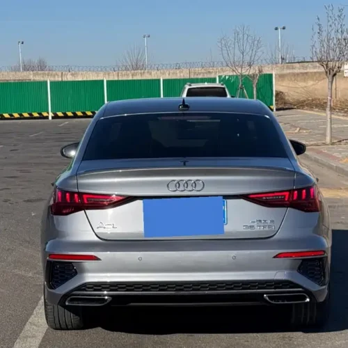 900x675_0_q87_c42_autohomecar__Chto52lHkNWASNY5AAUVbu2S2wA929.jpg.webp Used Audi A3 2022 A3L Limousine 35 TFSI Fashionable and Sporty