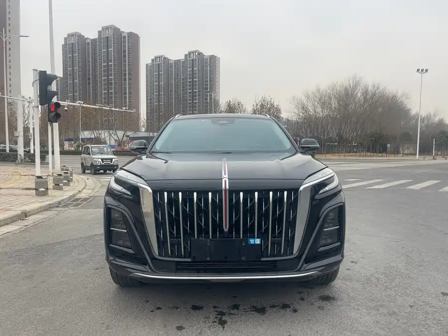 900x675_0_q87_c42_autohomecar__Chto52lHu3KAMrIkAAmGb7t7Fv4872.jpg.webp Used Hongqi HS3 PHEV 2024 115km Jinwei Edition