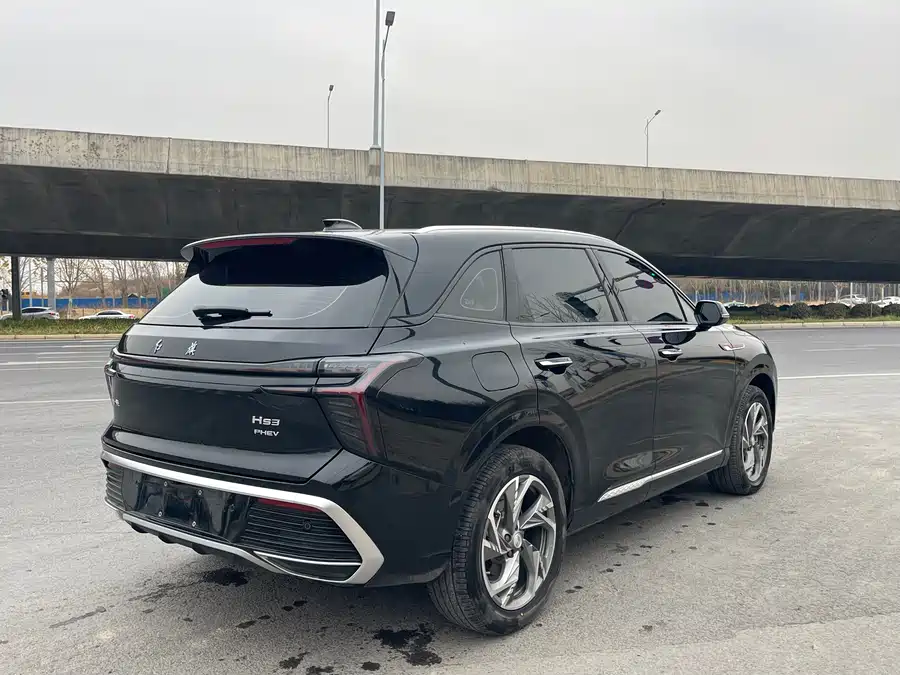 900x675_0_q87_c42_autohomecar__Chto52lHu3uAaZlSAAlf9uEqgJk778.jpg.webp Used Hongqi HS3 PHEV 2024 115km Jinwei Edition