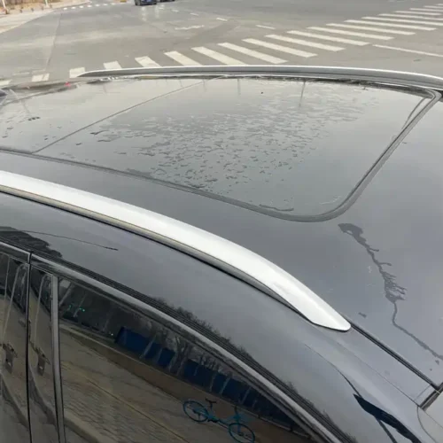 900x675_0_q87_c42_autohomecar__Chto52lHu4KAYZqVAAcikVUJQPQ543.jpg.webp Used Hongqi HS3 PHEV 2024 115km Jinwei Edition