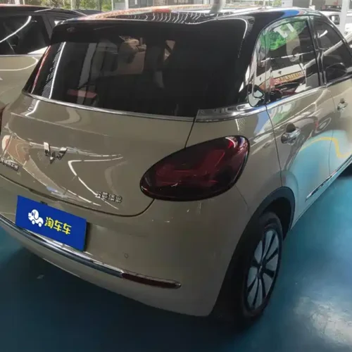 900x675_0_q87_c42_autohomecar__Chto52lHv12AULwiAAGGNcGC07Y627.jpg.webp Used Wuling Bingo 2025 model 333km Yuexiang model