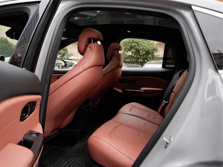 900x675_0_q87_c42_autohomecar__Chto52lI9R-AZD9QAAXjpu7WmvQ958.jpg.webp Used NIO EC6 2020 440KM Performance Edition