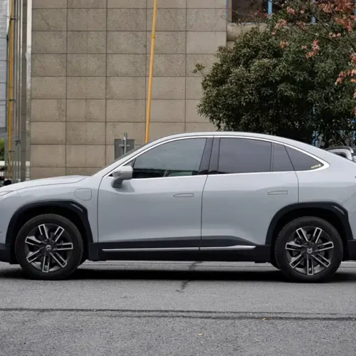 900x675_0_q87_c42_autohomecar__Chto52lI9RaAMnIuAAtcjYYOs2o095.jpg.webp Used NIO EC6 2020 440KM Performance Edition