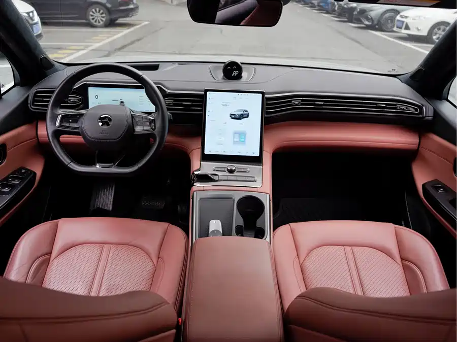 900x675_0_q87_c42_autohomecar__Chto52lI9SKAAzAfAAber_n0P5k787.jpg.webp Used NIO EC6 2020 440KM Performance Edition