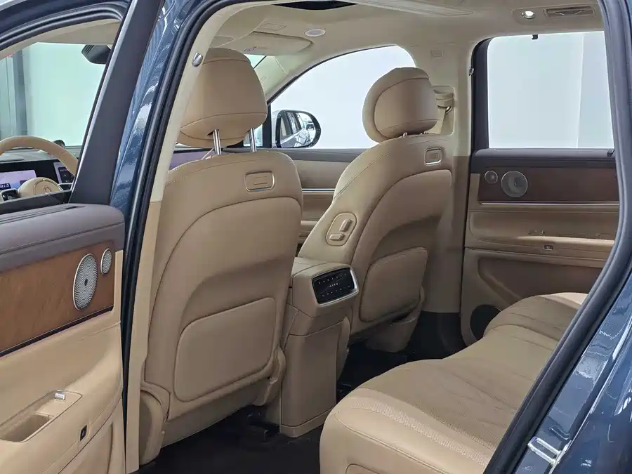 900x675_0_q87_c42_autohomecar__Chto52lIuFOACCn_AAL8QcdUpCU755.jpg.webp Used AITO M9 2024 extended range Ultra version 52kWh 5-seater version