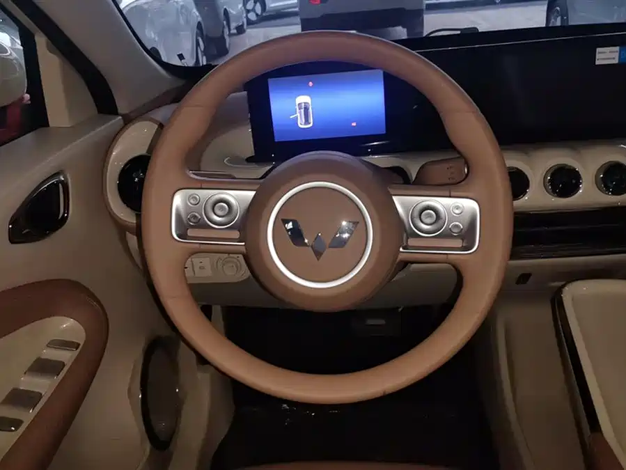 Used Wuling Bingo 2025 model 333km Yuexiang model