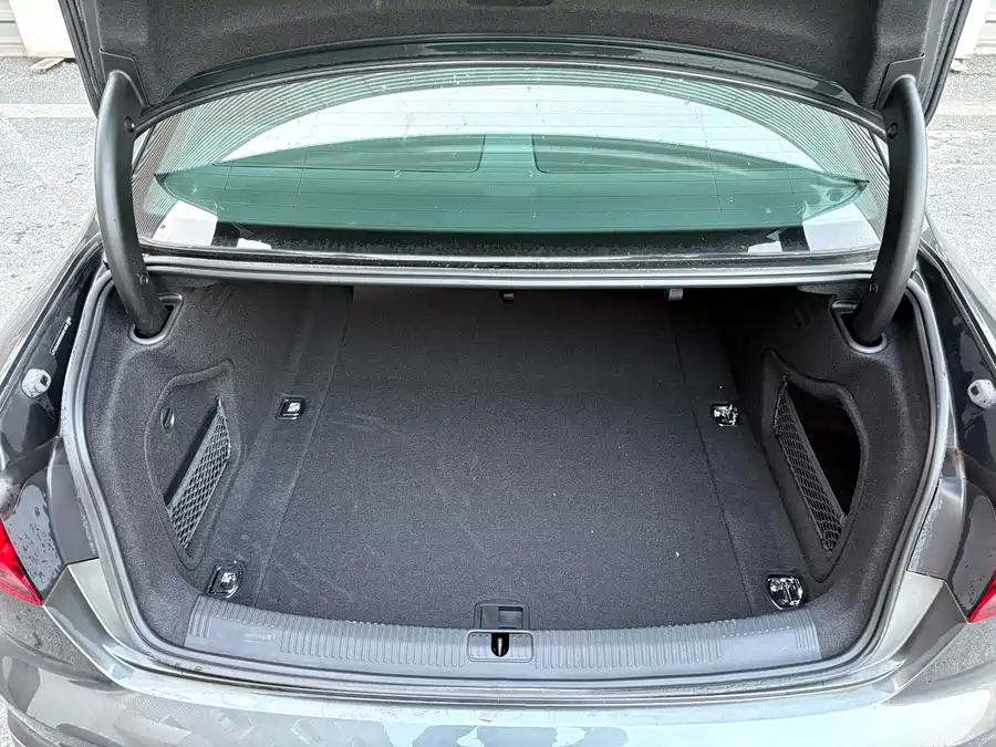 Used Audi A4L 2024 40 TFSI quattro RS kit combustion speed type