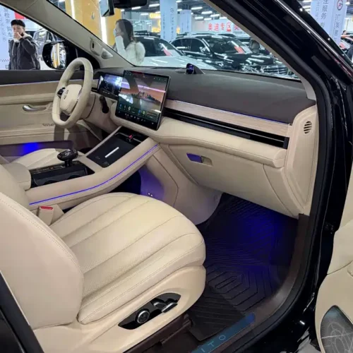 900x675_0_q87_c42_autohomecar__Chto52lJFhmANgF5AAlie19viQY859.jpg.webp Used HUAWEI AITO M7 2024 1.5T Smart Driving Rear Drive Pro Version 6 Seats