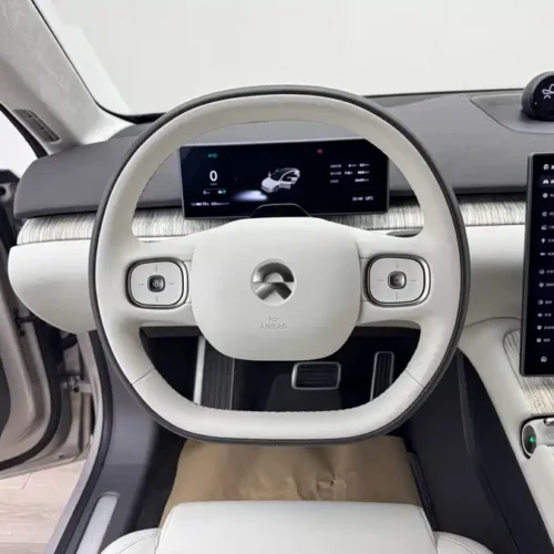 900x675_0_q87_c42_autohomecar__Chto52lJGPeALjrIAAaH9Dbnkdo997.jpg.webp Used NIO ET7 2024 75kWh Executive Edition