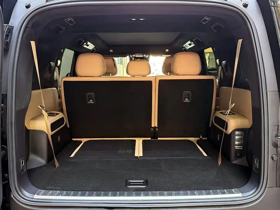 900x675_0_q87_c42_autohomecar__Chto52lKAM6AUcQQAAH3JBVqicA301.jpg.webp Used BYD Leopard 8 2025 Zhiyong flagship version 7 seats