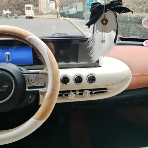 900x675_0_q87_c42_autohomecar__Chto52lKIzSAJoPIAAGoWV5TS2M124.jpg.webp Used Wuling Bingo 2024 model 203km light model