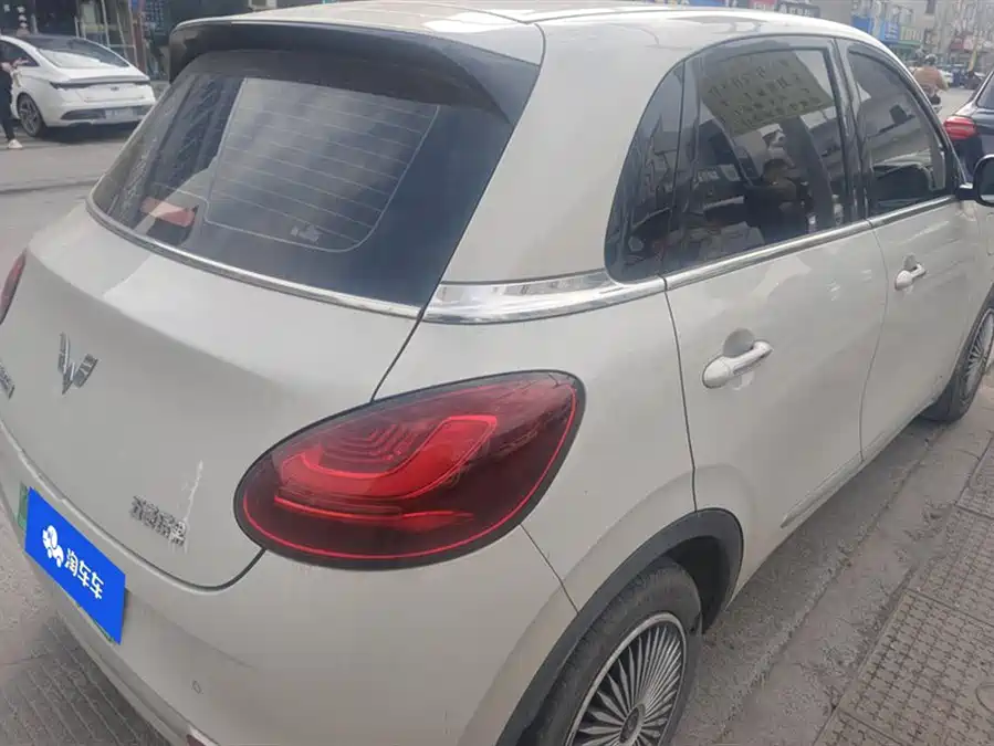 Used Wuling Bingo 2023 model 333km Lingxi Internet+ model