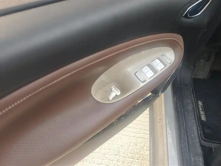 Used Wuling Bingo 2023 model 333km Lingxi Internet+ model