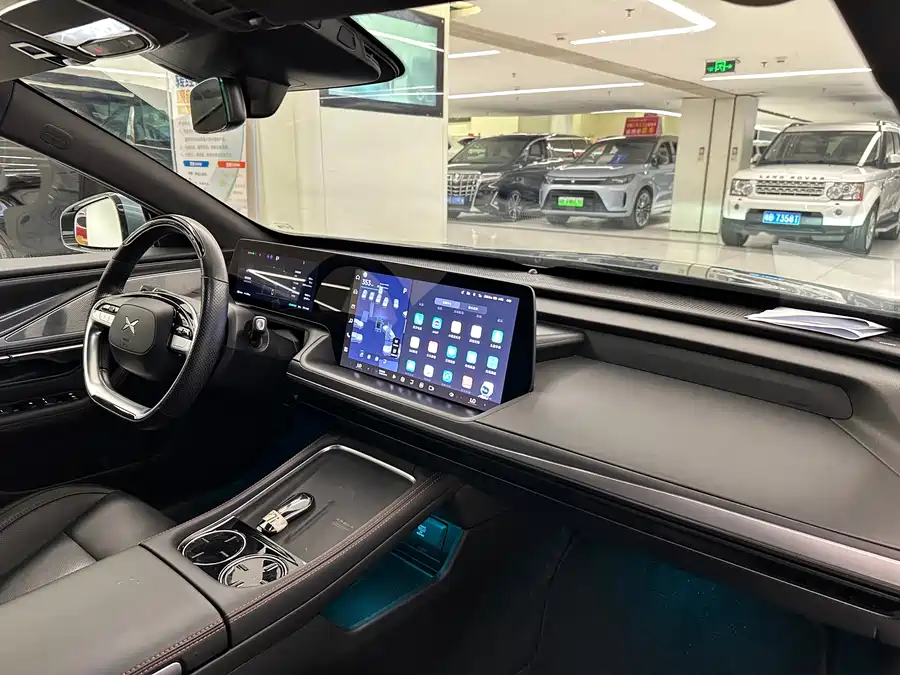 900x675_0_q87_c42_autohomecar__Chto52lKTB2AXF4gAAoEGrytCxI336.jpg.webp Used Xpeng P7 2023 model P7i 702 Pro