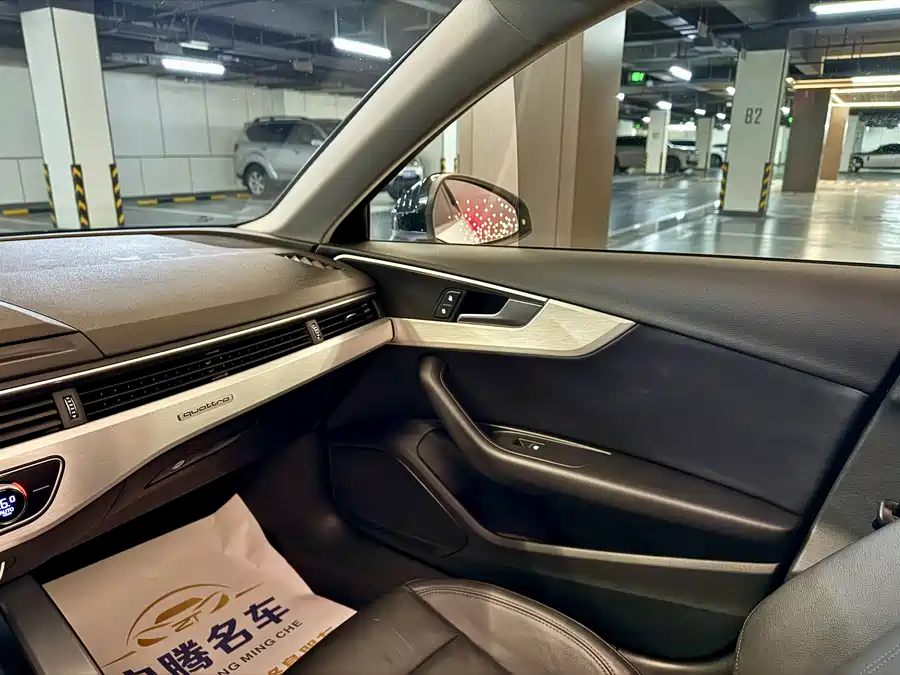 Used Audi A4L 2019 45 TFSI quattro personalized sports version National VI