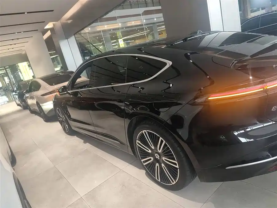 Used NIO ET9 2025 model 102kWh